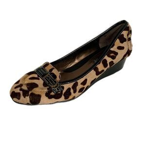 Bandolino Tan Black Leopard Print Hair Calf Wedge Heel Slip On Loafers Size 6.5